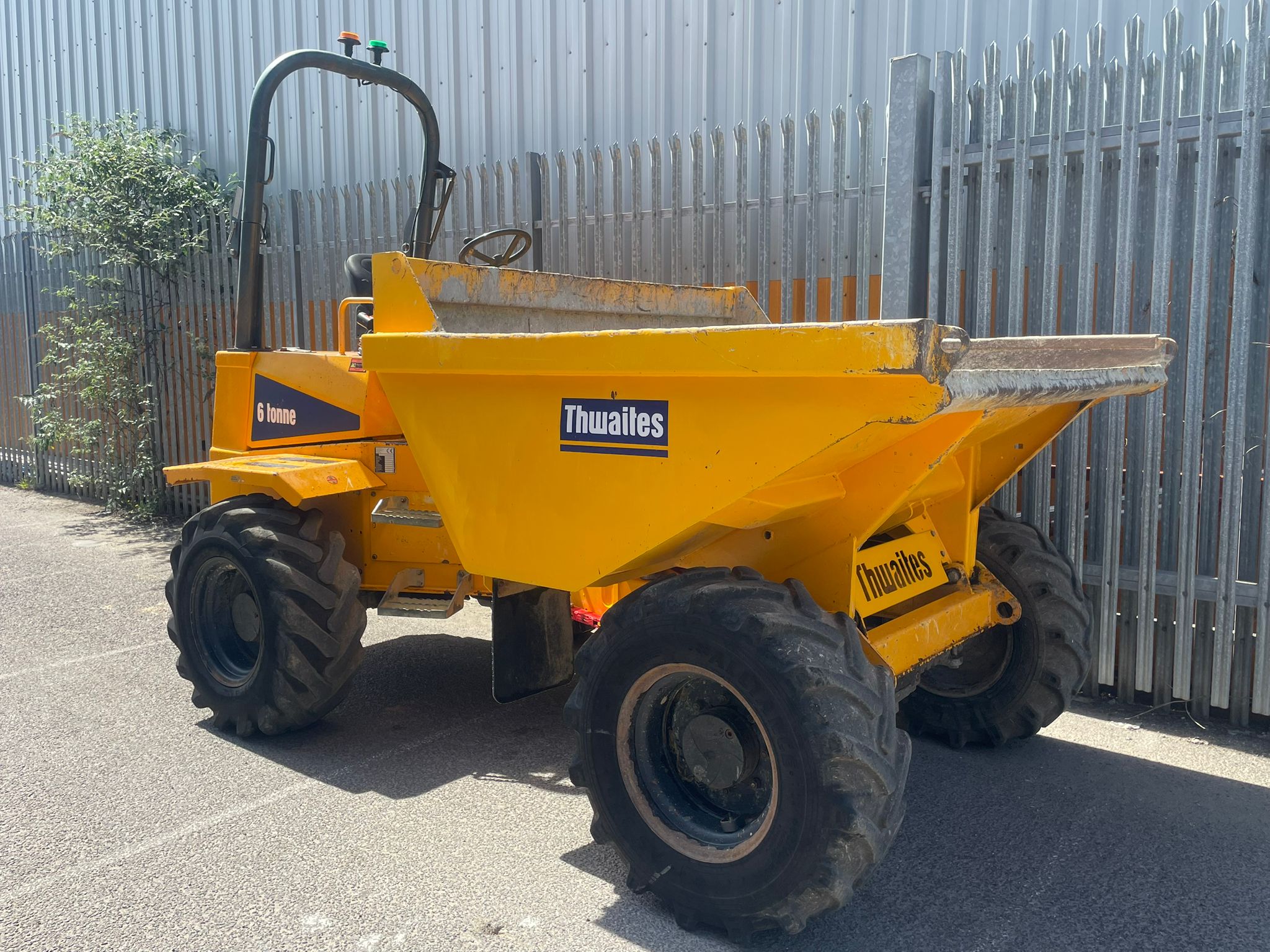 Thwaites 6 Tonne - Diggers for Sale in Dorset